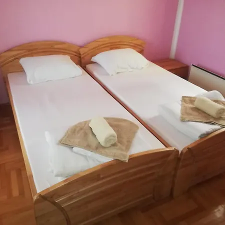 Rodjak Sa Sela Villa *