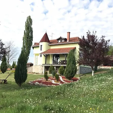 Rodjak Sa Sela Villa *