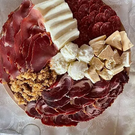 Villa Rodjak Sa Sela Mionica