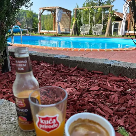 Rodjak Sa Sela *
