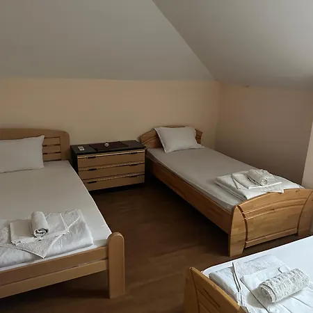 Villa Rodjak Sa Sela
